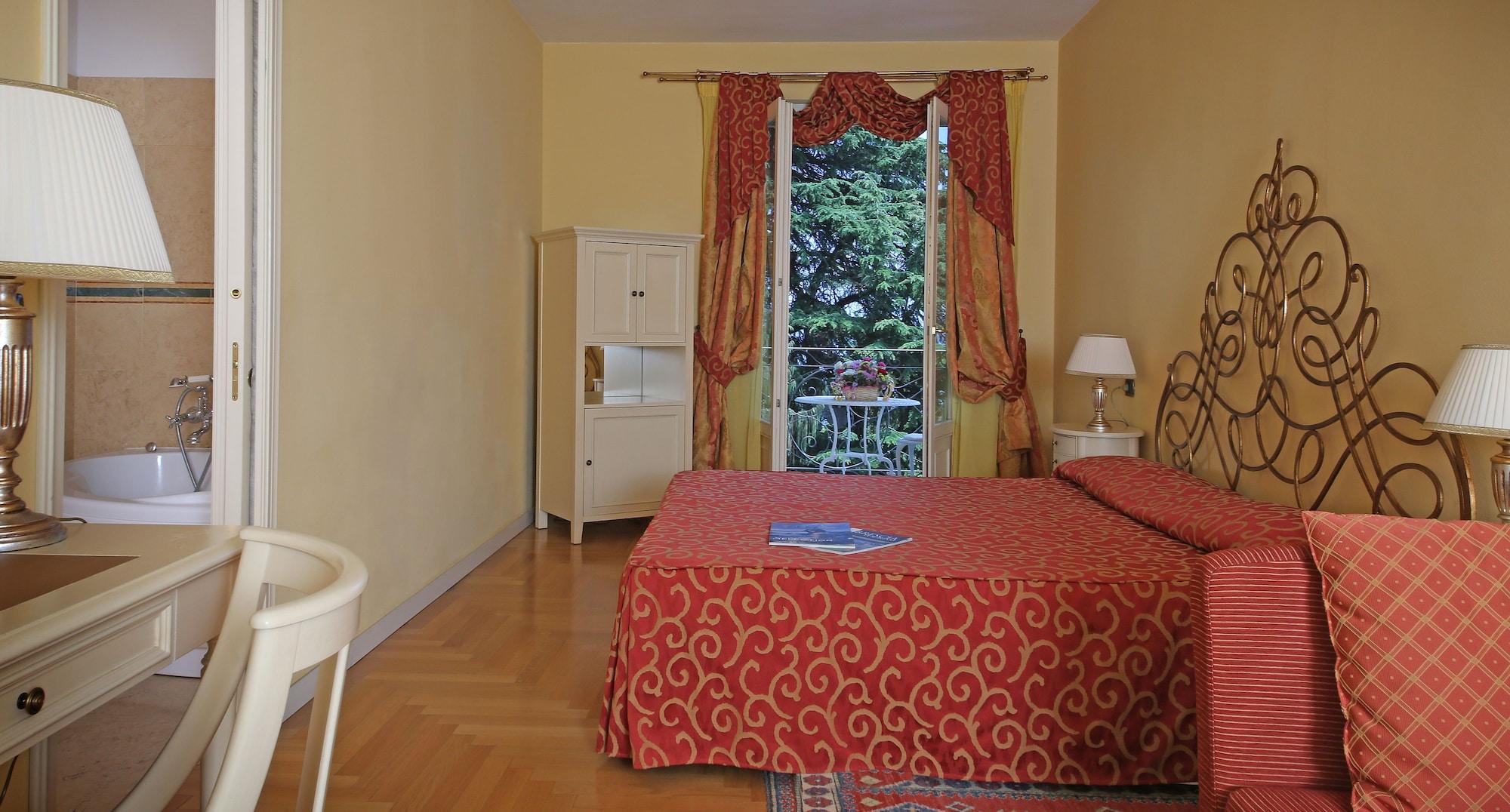 Villa Sofia Hotel Гардоне Ривьера Экстерьер фото