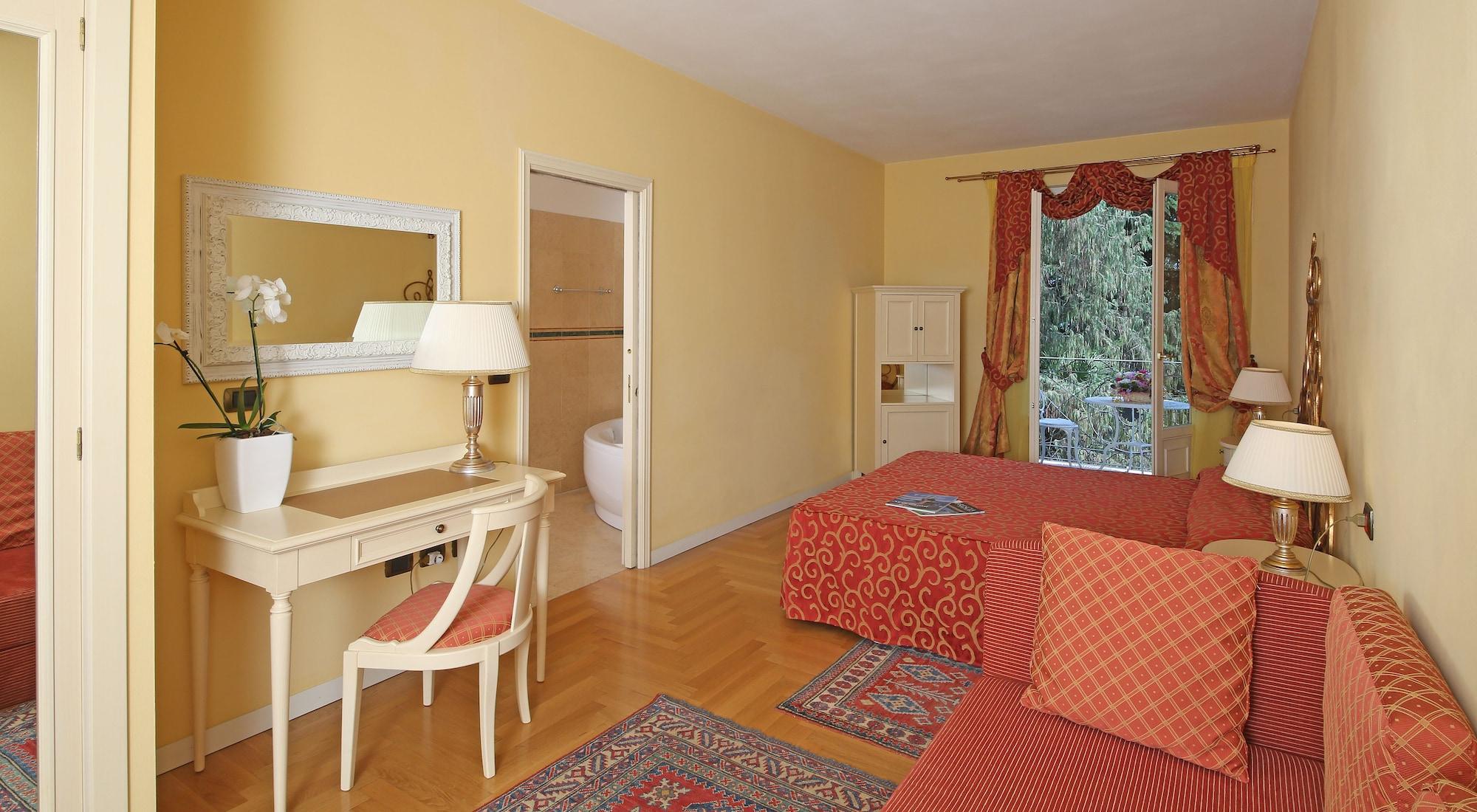 Villa Sofia Hotel Гардоне Ривьера Экстерьер фото