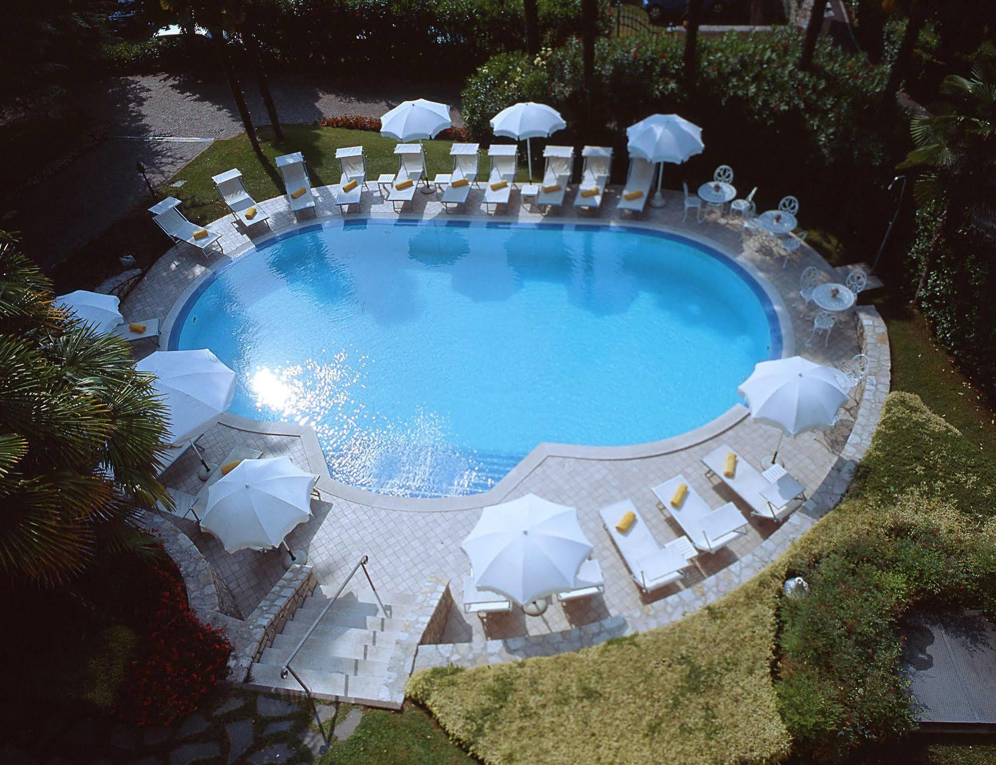 Villa Sofia Hotel Гардоне Ривьера Экстерьер фото